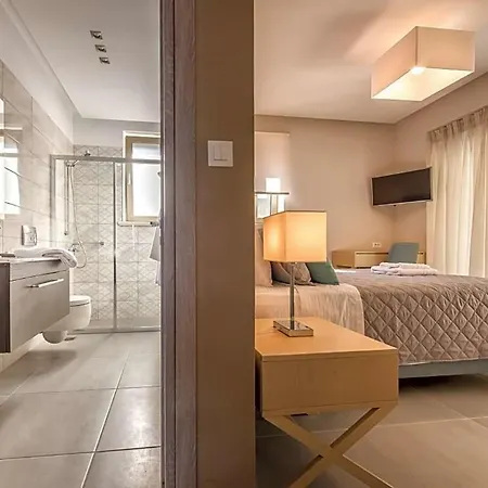Villa Limni Keriou Sleeps 8 Wifi *